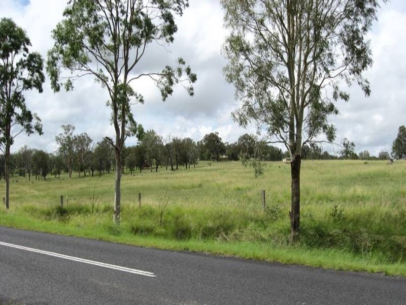 2/ Kingaroy-Cooyar Road, Brooklands QLD 4615