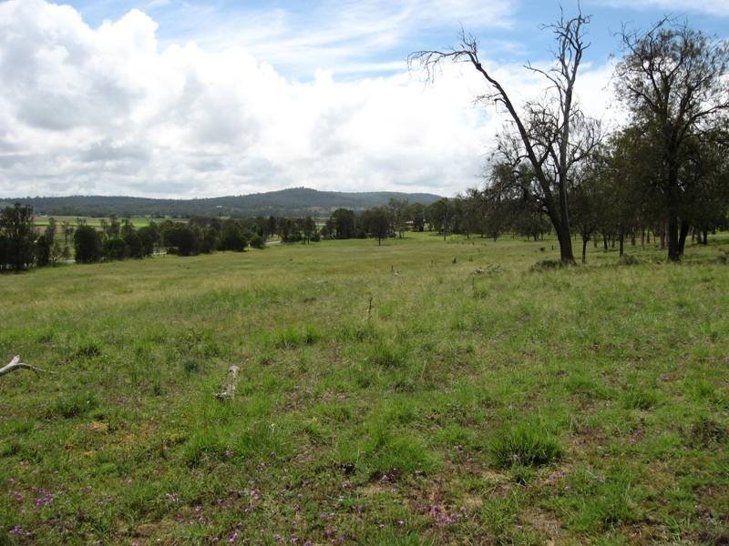 2/ Kingaroy-Cooyar Road, Brooklands QLD 4615