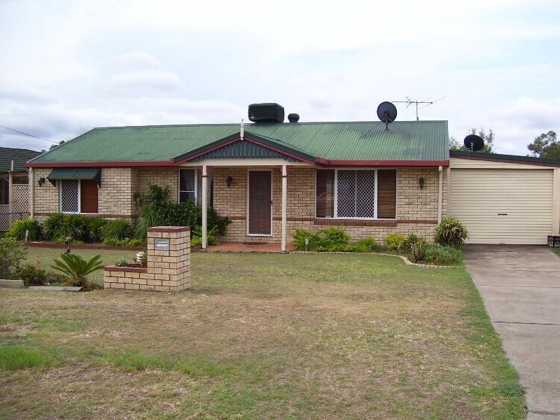 13 Birdie Street, Nanango QLD 4615