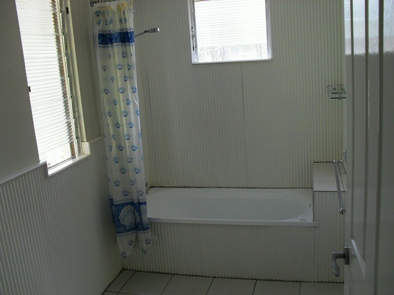 9 GS Wilson Drive, Nanango QLD 4615