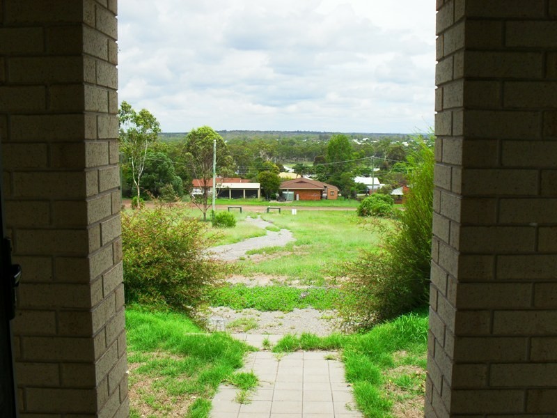 52 Home Street, Nanango QLD 4615