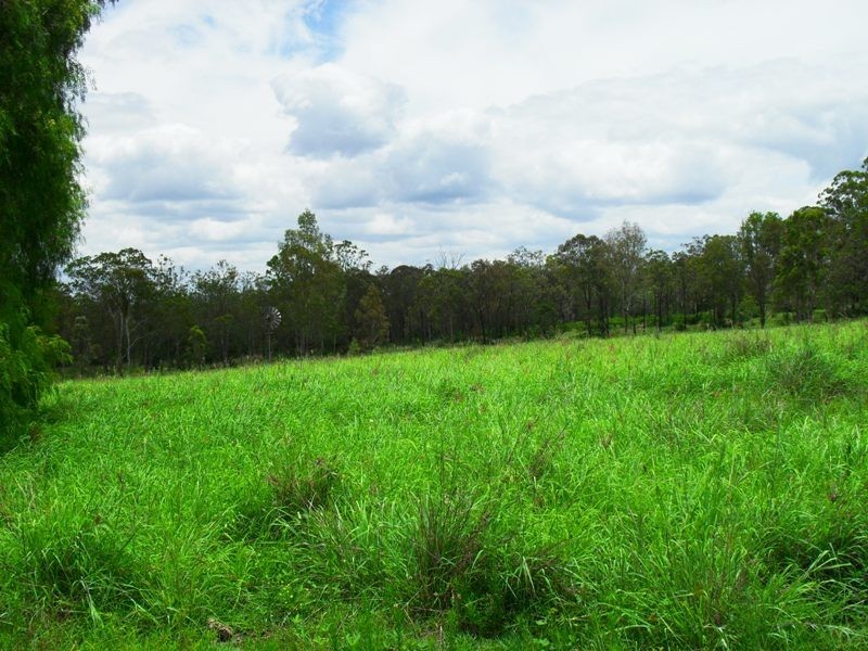 143 Old Esk North Road, Nanango QLD 4615