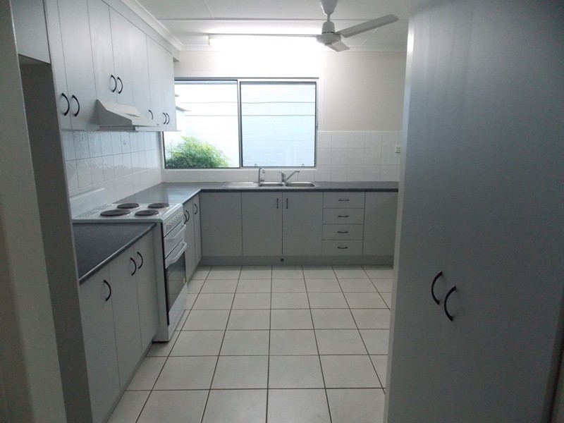 6 Pioneer Park Lane, Nanango QLD 4615