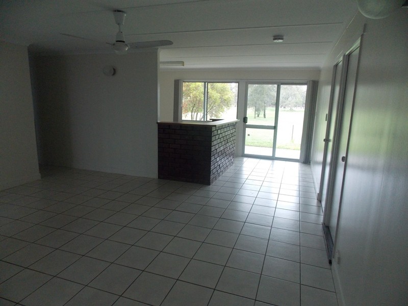 6 Pioneer Park Lane, Nanango QLD 4615