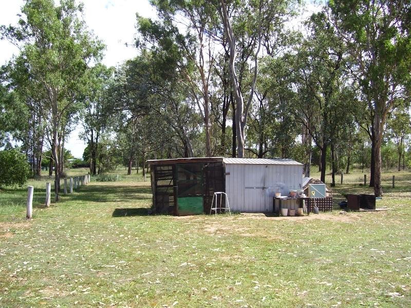 5 Grey Street, Nanango QLD 4615