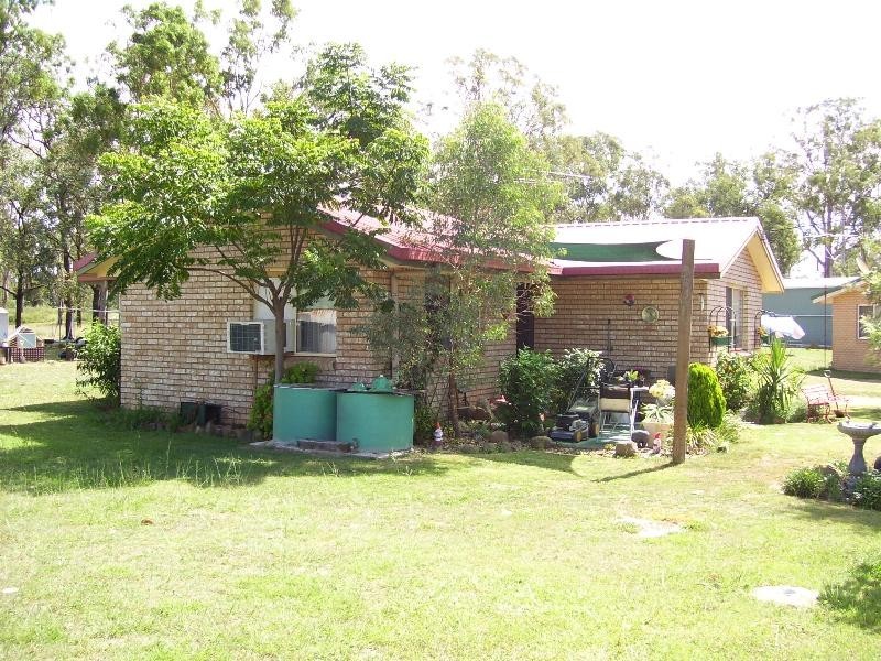 5 Grey Street, Nanango QLD 4615