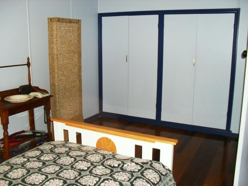 68 Malar Crescent, Nanango QLD 4615