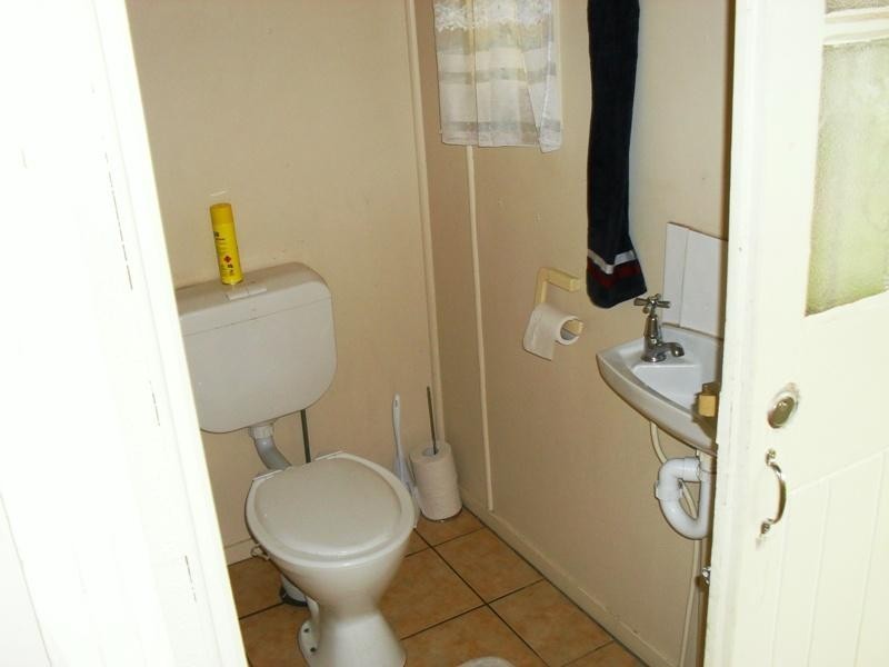 68 Malar Crescent, Nanango QLD 4615