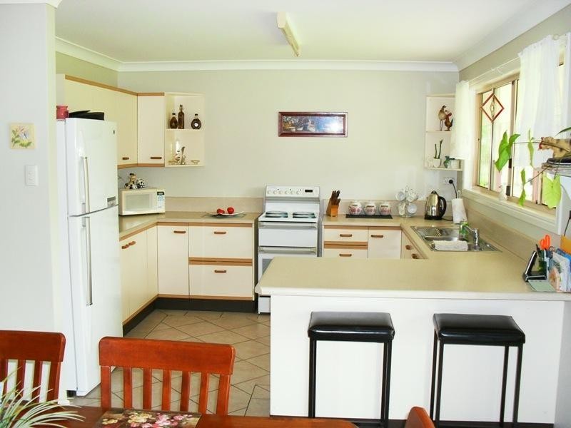 87 Thompson Road, Nanango QLD 4615