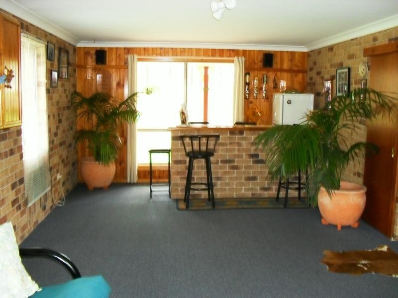 87 Thompson Road, Nanango QLD 4615