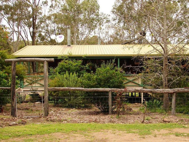 55  McConnells Road, Nanango QLD 4615