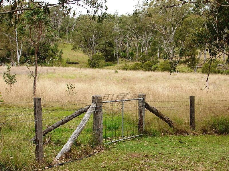 55  McConnells Road, Nanango QLD 4615