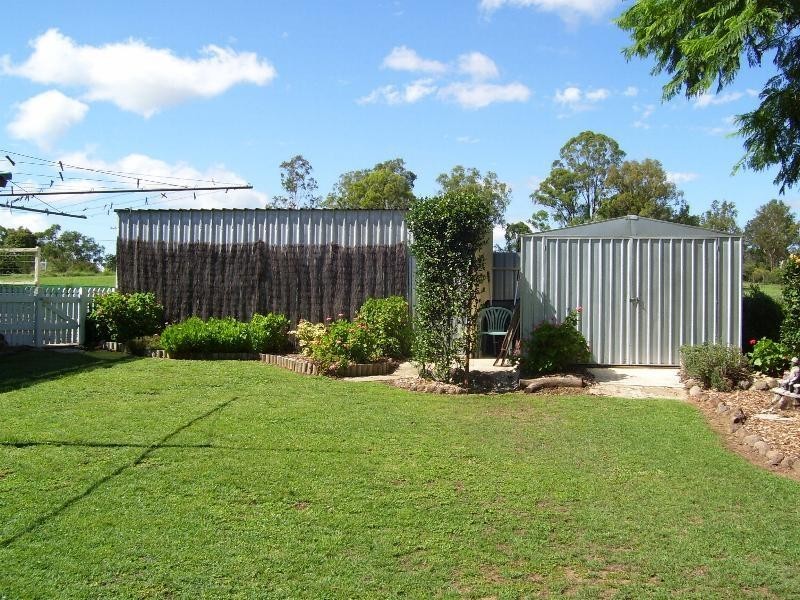 73 Chester Street, Nanango QLD 4615