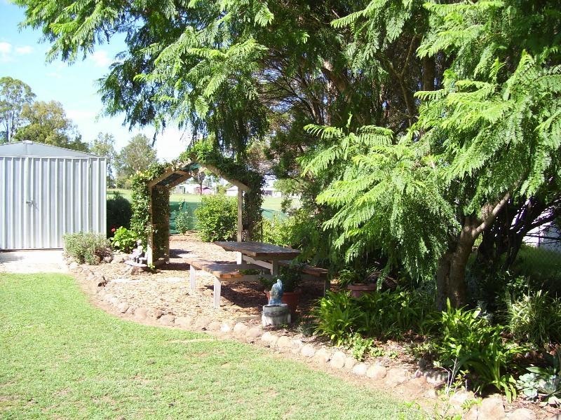 73 Chester Street, Nanango QLD 4615