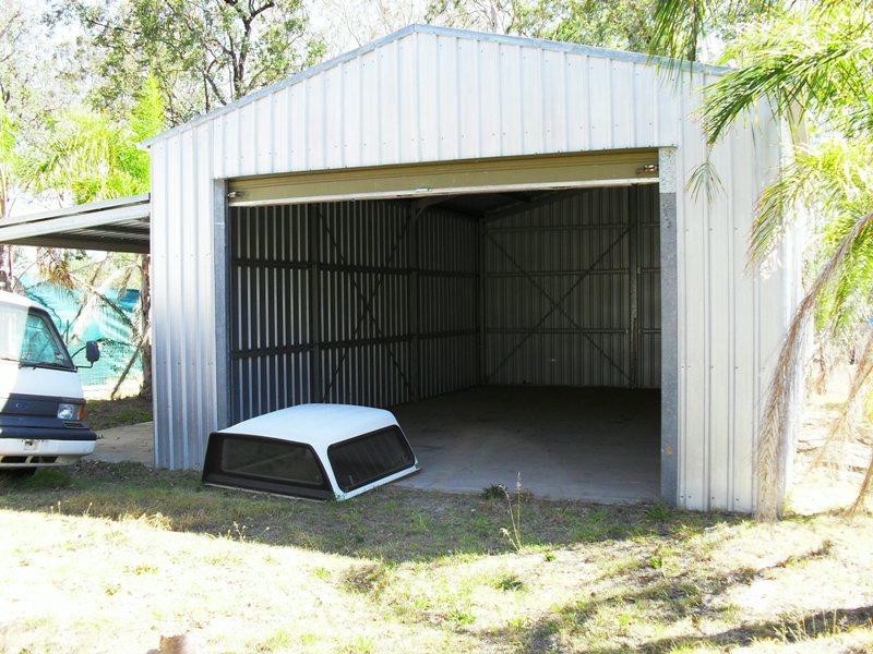 6  Knowles Street, Nanango QLD 4615