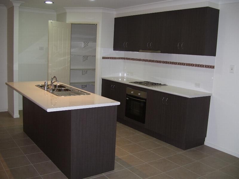 7 McGinley Road, Nanango QLD 4615