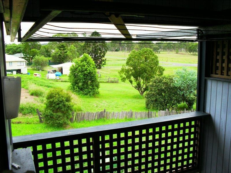 81 Brisbane Street, Nanango QLD 4615