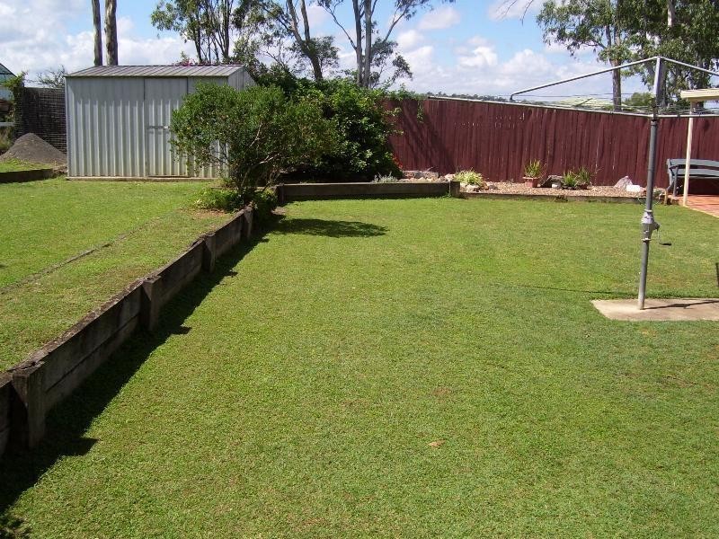 26 Wills Street, Nanango QLD 4615