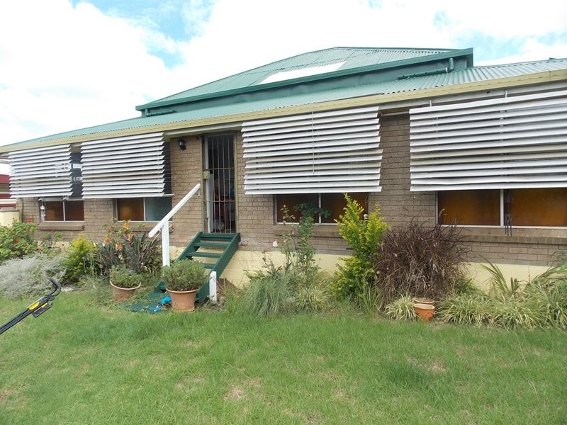 117 Brisbane Street, Nanango QLD 4615