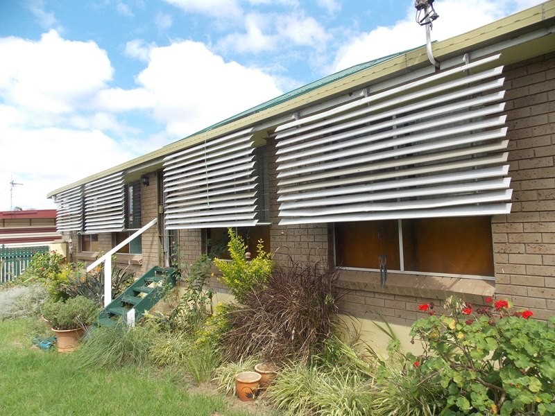 117 Brisbane Street, Nanango QLD 4615