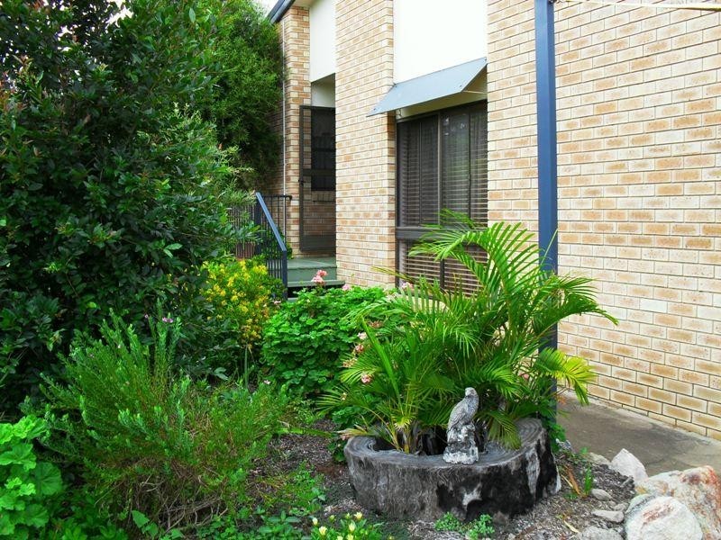 19 Hunter Street, Nanango QLD 4615