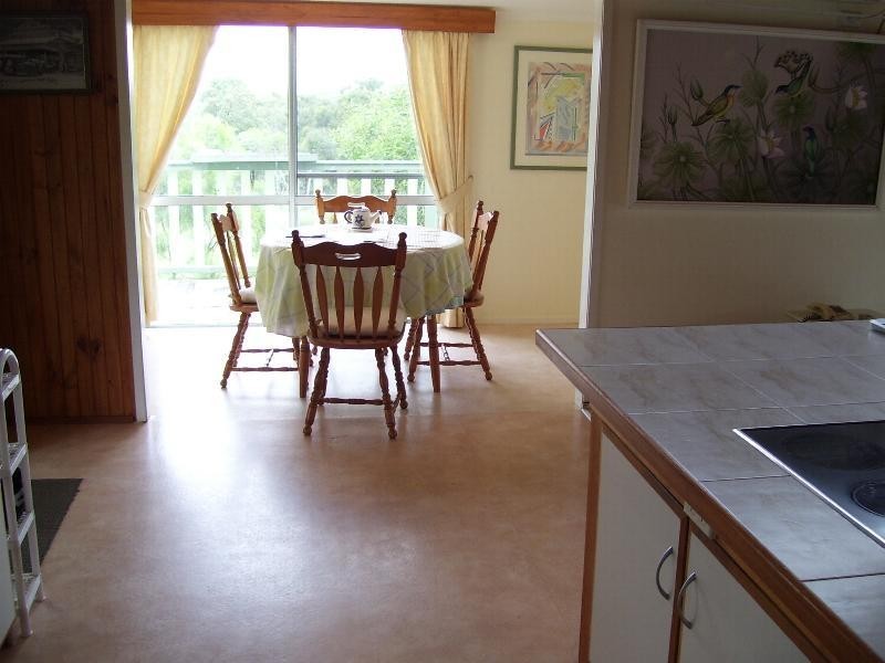 11 Weeronga Place, South Nanango QLD 4615