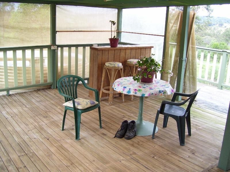 11 Weeronga Place, South Nanango QLD 4615