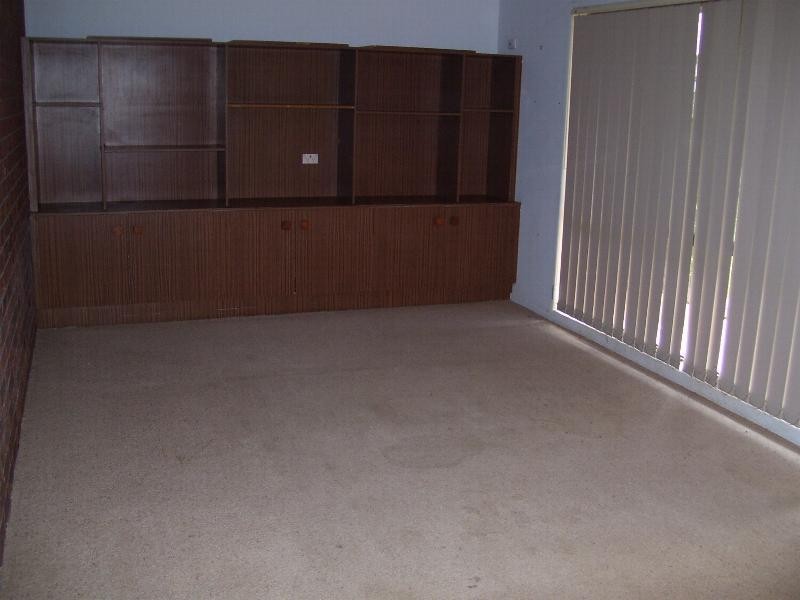 33 Gipps Street, Nanango QLD 4615