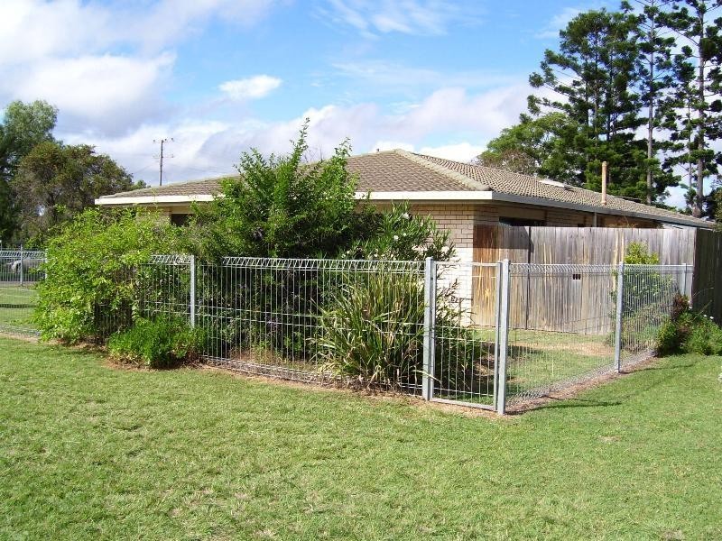 33 Gipps Street, Nanango QLD 4615