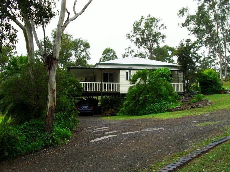 82 Home Street, Nanango QLD 4615