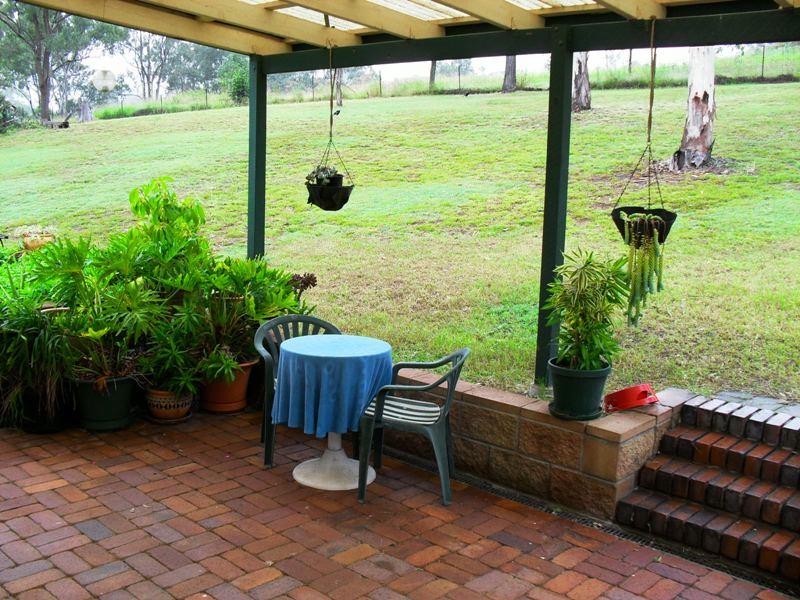 82 Home Street, Nanango QLD 4615