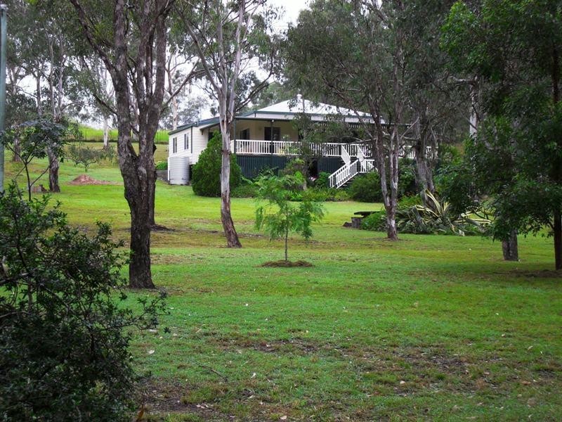 82 Home Street, Nanango QLD 4615