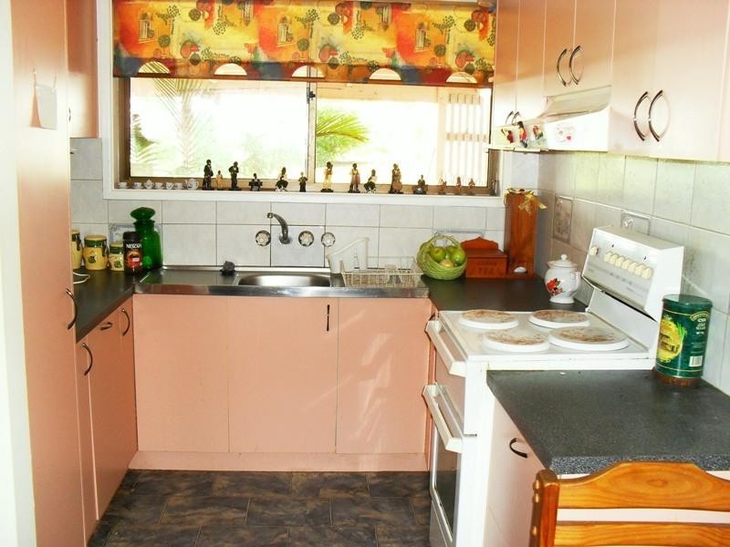 3  Kingaroy Road, Nanango QLD 4615