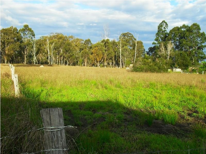 11 Home Street, Nanango QLD 4615