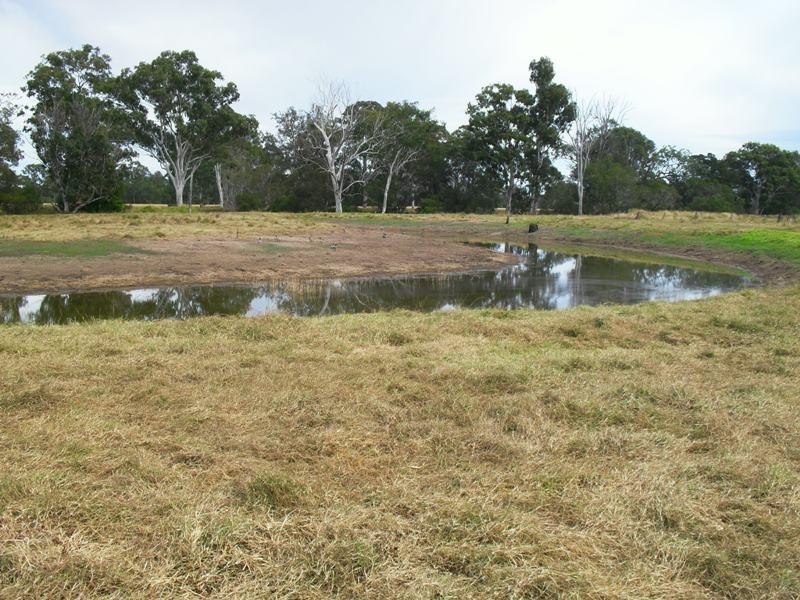 250 Heights Road, Nanango QLD 4615