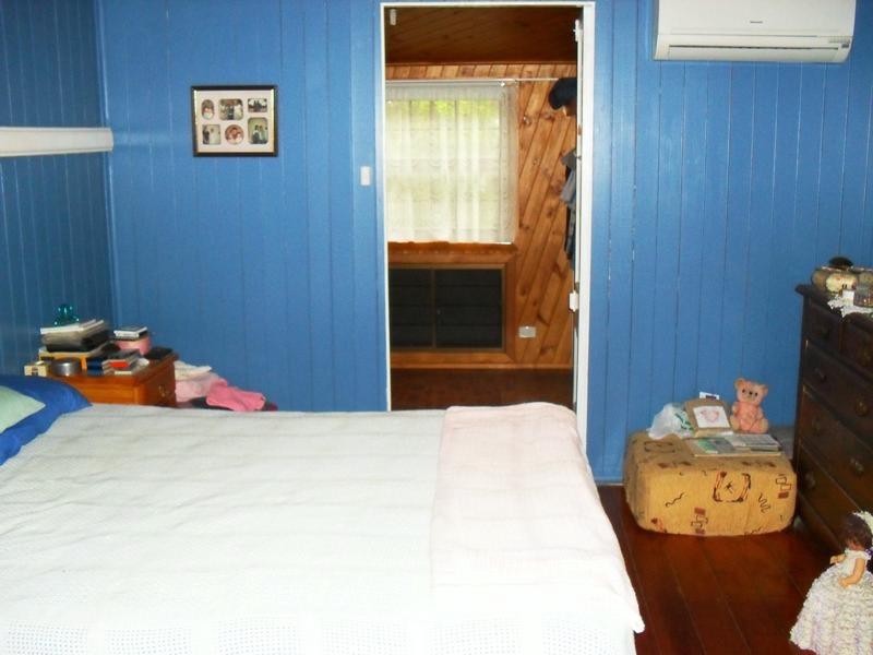 92  Burnett Street, Nanango QLD 4615