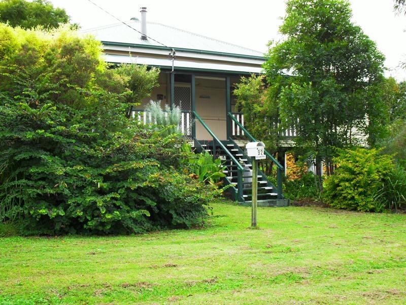 92  Burnett Street, Nanango QLD 4615