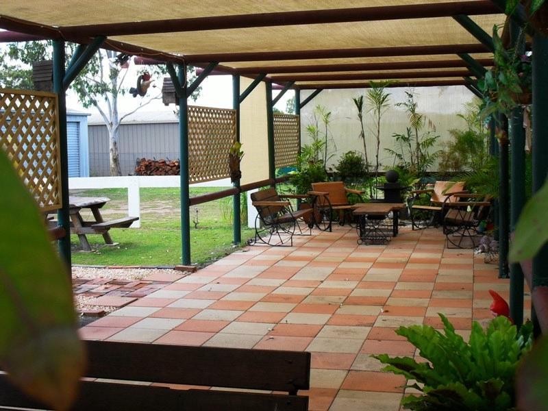 30 Arthur Street West, Nanango QLD 4615