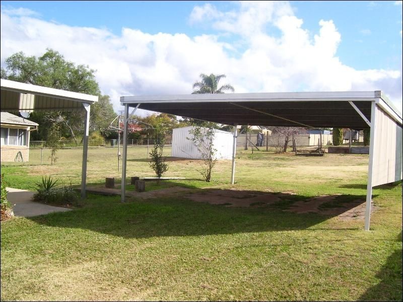 5 Fitzroy Street, Nanango QLD 4615