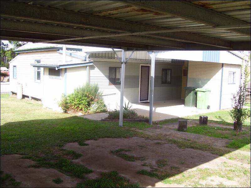 5 Fitzroy Street, Nanango QLD 4615