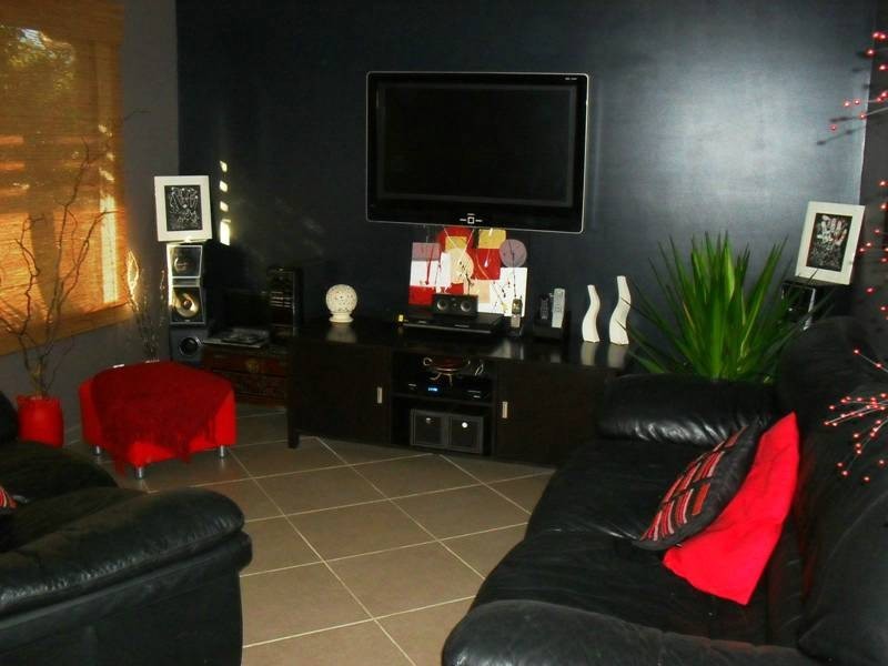 9 Hawthorne Street, Nanango QLD 4615