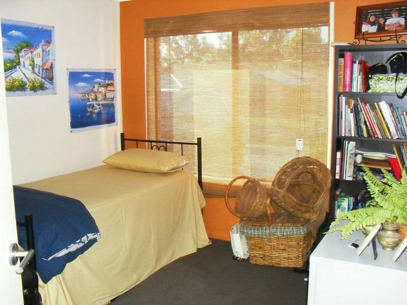 9 Hawthorne Street, Nanango QLD 4615