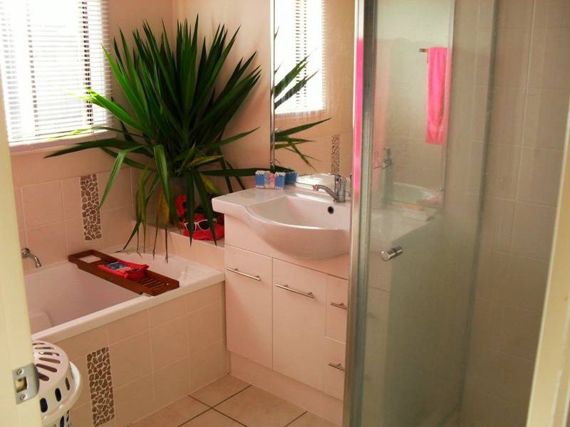 9 Hawthorne Street, Nanango QLD 4615