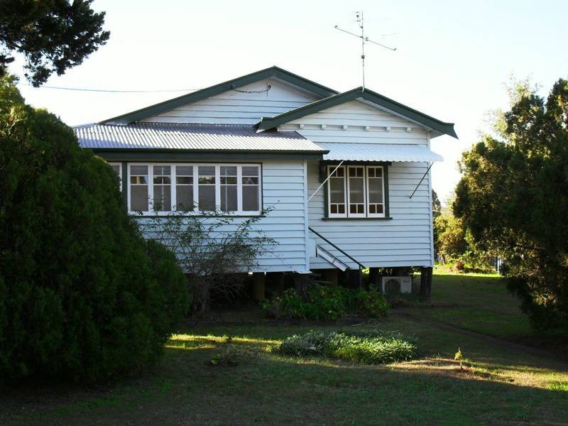 8 Appin Street, Nanango QLD 4615
