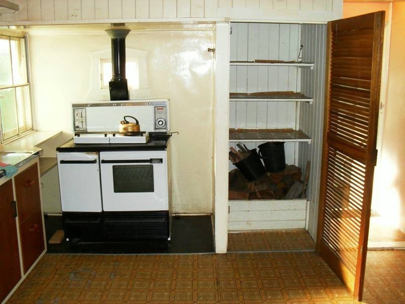 8 Appin Street, Nanango QLD 4615