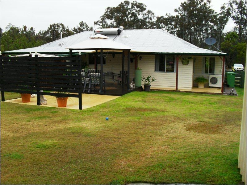 127 Kurrajong Drive, Nanango QLD 4615