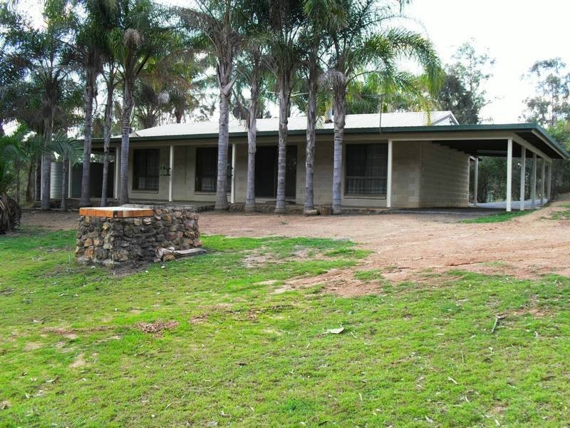234 Malar Crescent, Nanango QLD 4615