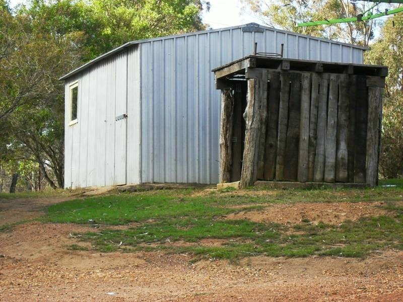 234 Malar Crescent, Nanango QLD 4615
