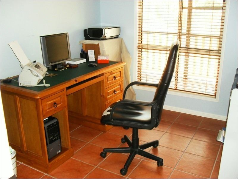 2 Dalkeith Street, Nanango QLD 4615