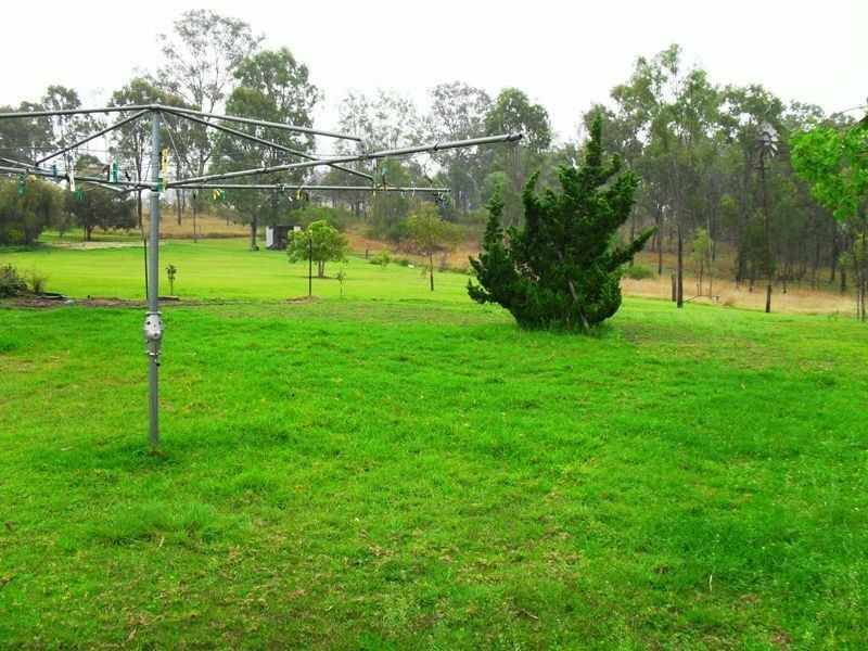 14 Main Street, Maidenwell QLD 4615